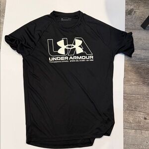 Under Armour Black Short Sleeve Tee